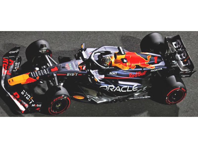 Red Bull Racing RB19 #1 Max Verstappen "Oracle" Winner F1 Formula One "Abu Dhabi GP" (2023) with Driver Limited Edition to 204 pieces Worldwide 1/18 Diecast Model Car by Minichamps-DiecastModeler.com