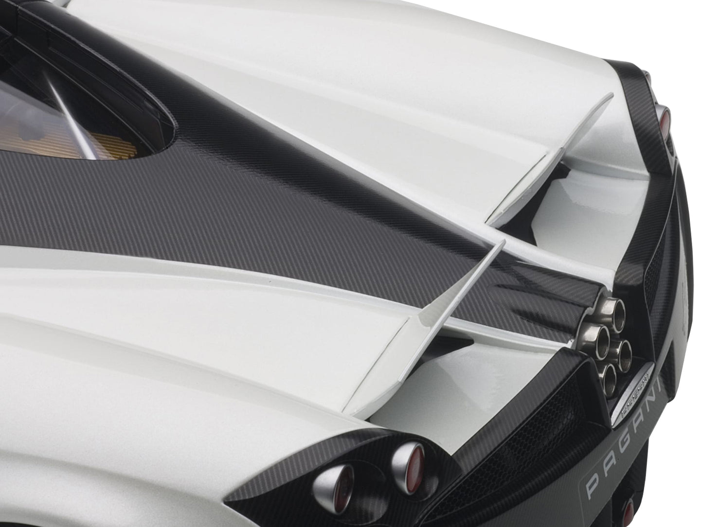 Pagani Huayra White 1/12 Model Car by Autoart-DiecastModeler.com