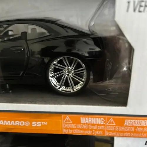 2010 Chevy Camaro SS Hard Top 1:24 scale - Black- BTMuscle-DiecastModeler.com