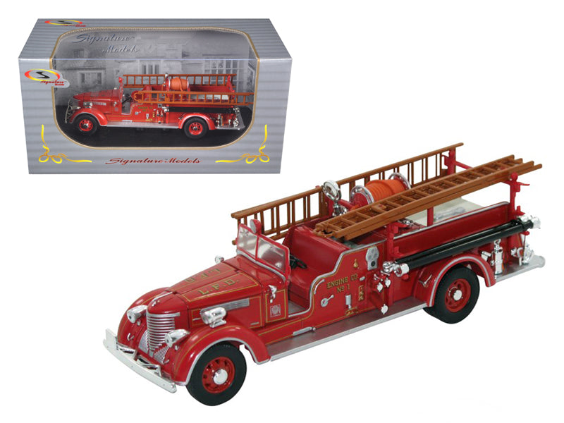 1939 Packard Fire Engine Truck Red 1/32 Diecast Model by Signature Models-DiecastModeler.com