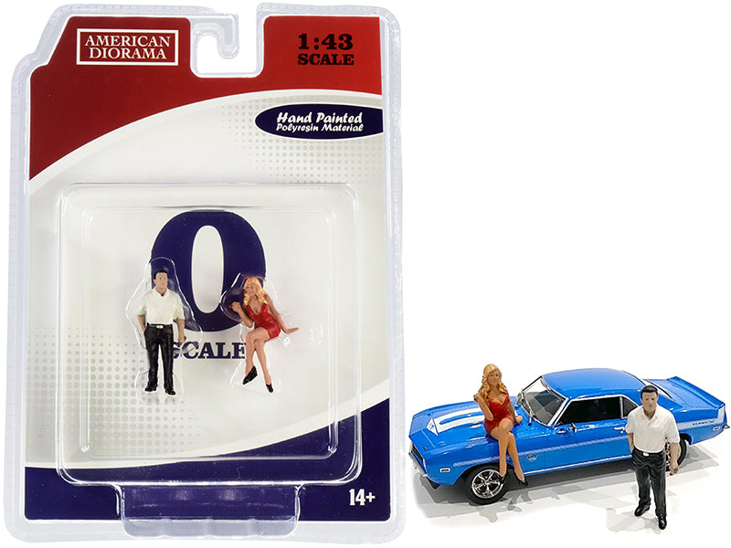70s Style Two Figurines Set II for 1/43 Scale Models by American Diorama-DiecastModeler.com