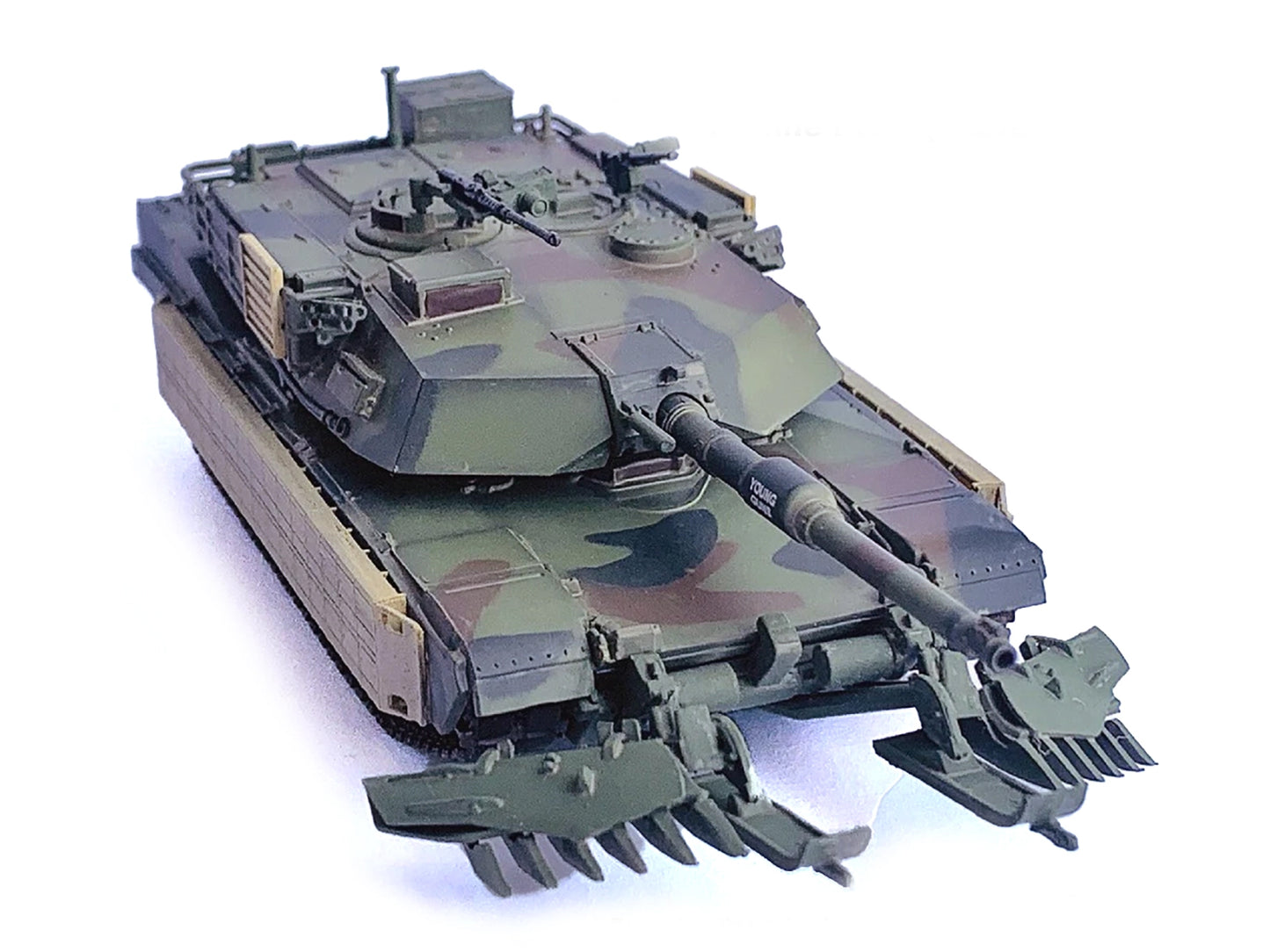 United States M1A1 AIM TUSK (Tank Urban Survival Kit) with Mine Plow (Travel Mode) "United States Marine Corps 8th Tank Battalion II MED Iraq" (2003) Green Camouflage "NEO Dragon Armor" Series 1/72 Plastic Model by Dragon Models