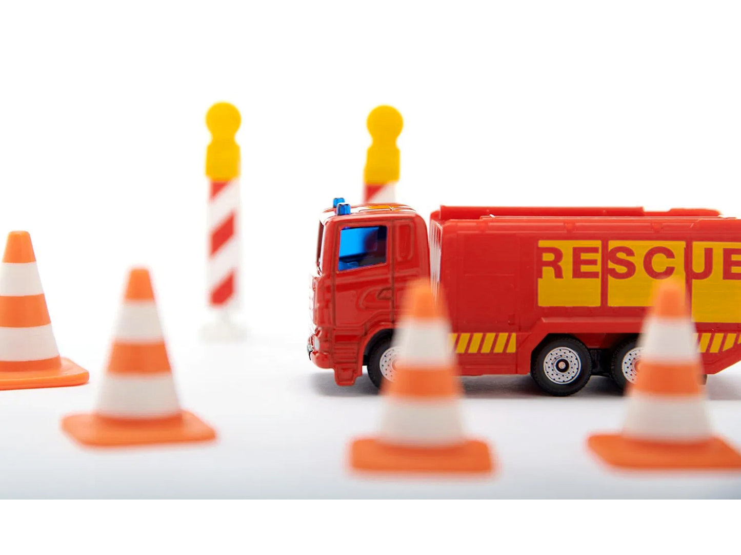 Fire Brigade 11 piece Set Diecast Models by Siku