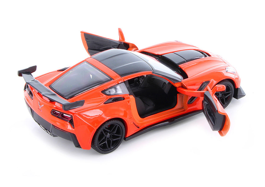 2019 Chevrolet Corvette ZR1 Orange with Black Accents 1/24 Diecast Model Car by Motormax