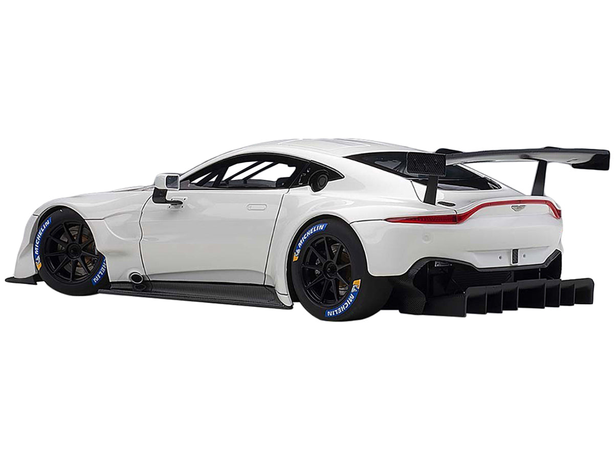 2018 Aston Martin Vantage GTE Le Mans PRO White with Carbon Accents 1/18 Model Car by Autoart-DiecastModeler.com