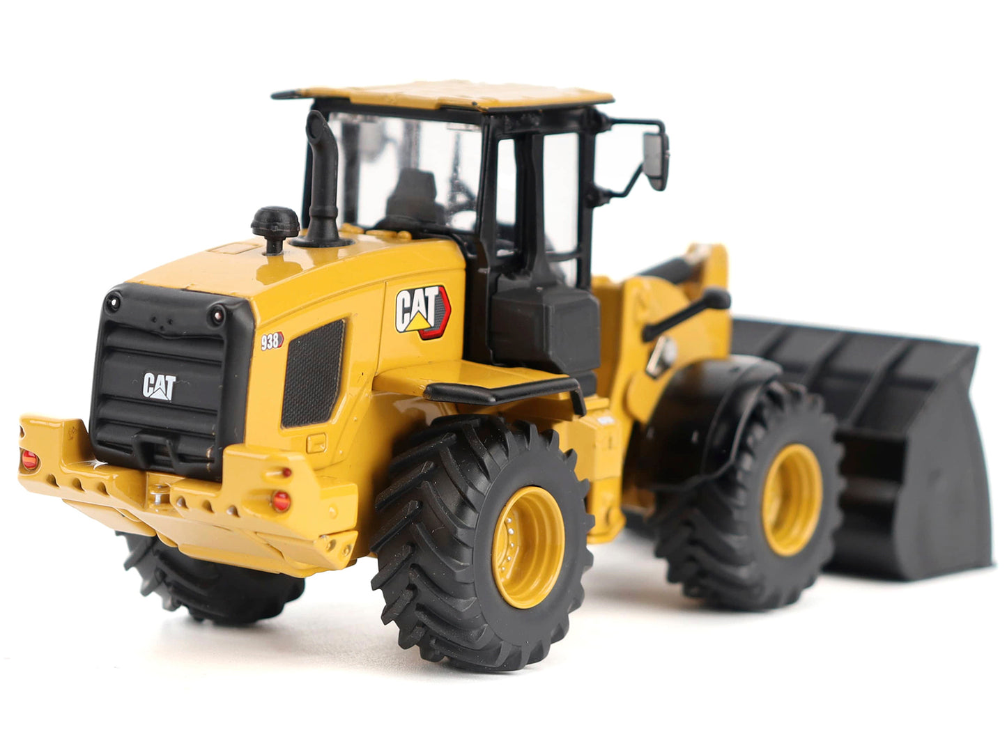 CAT Caterpillar 938 Wheel Loader with Operator Yellow "High Line" Series 1/50 Diecast Model by Diecast Masters
