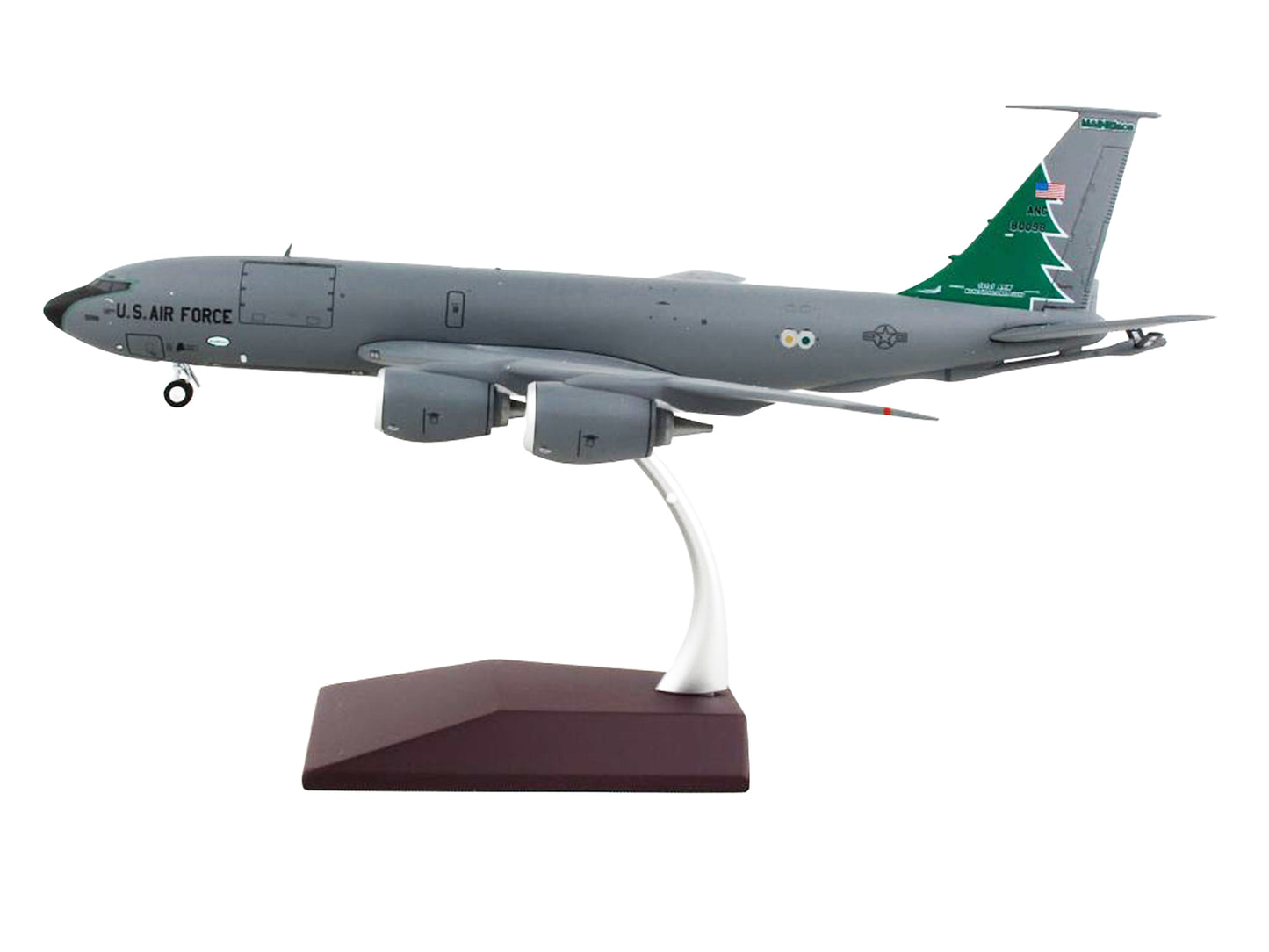 Boeing KC-135R Stratotanker Tanker Aircraft "Maine Air National Guard" United States Air Force "Gemini 200" Series 1/200 Diecast Model Airplane by GeminiJets-DiecastModeler.com