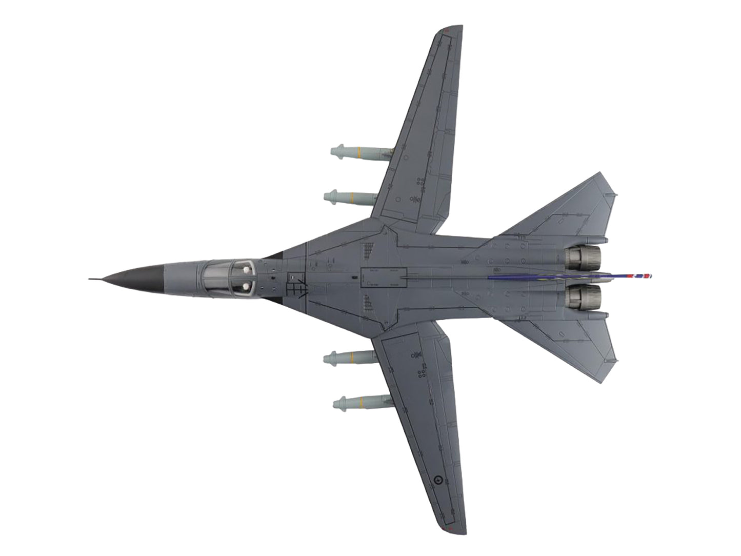 General Dynamics F-111C Pig Aircraft "A8-131 F-111 Operations 30th Anniversary" (2003) Royal Australian Air Force "Air Power Series" 1/72 Diecast Model by Hobby Master