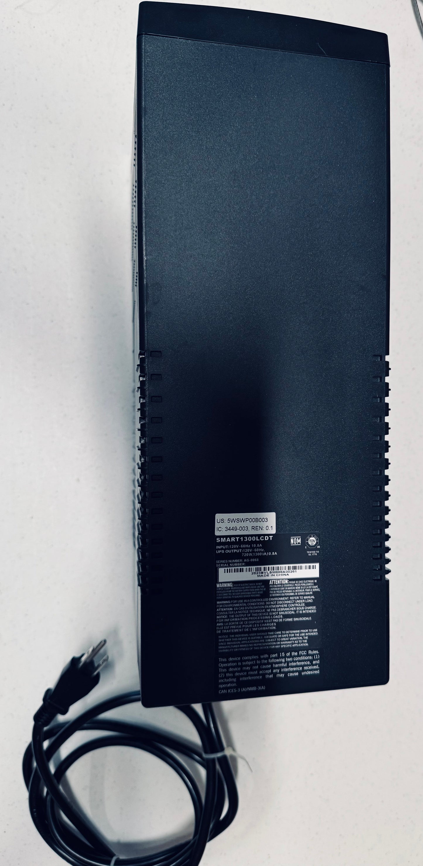 Tripp-Lite Battery Backup SMART 1300LCDT-DiecastModeler.com