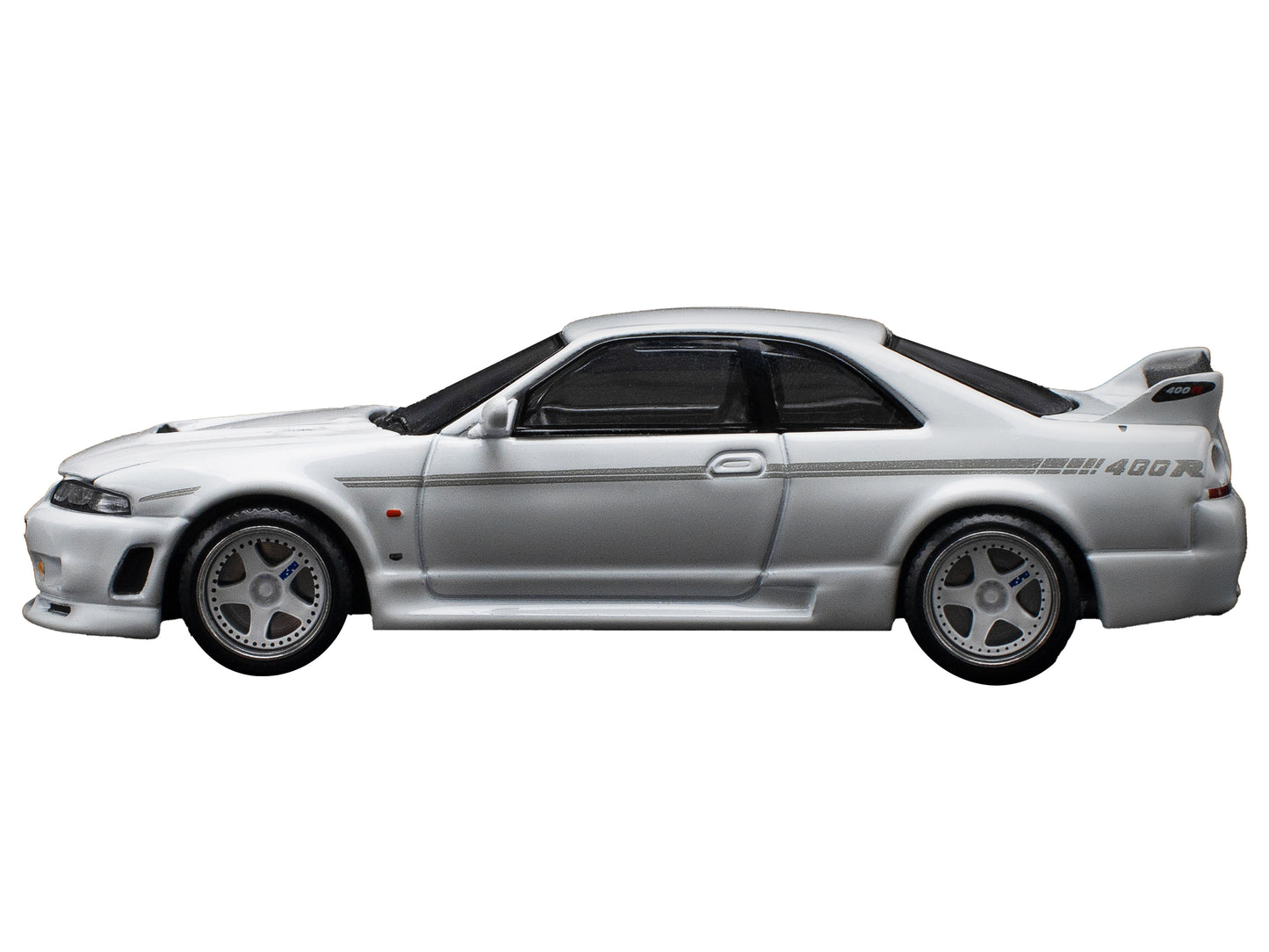 GTR Nismo 400R RHD (Right Hand Drive) White 1/64 Diecast Model Car by Pop Race