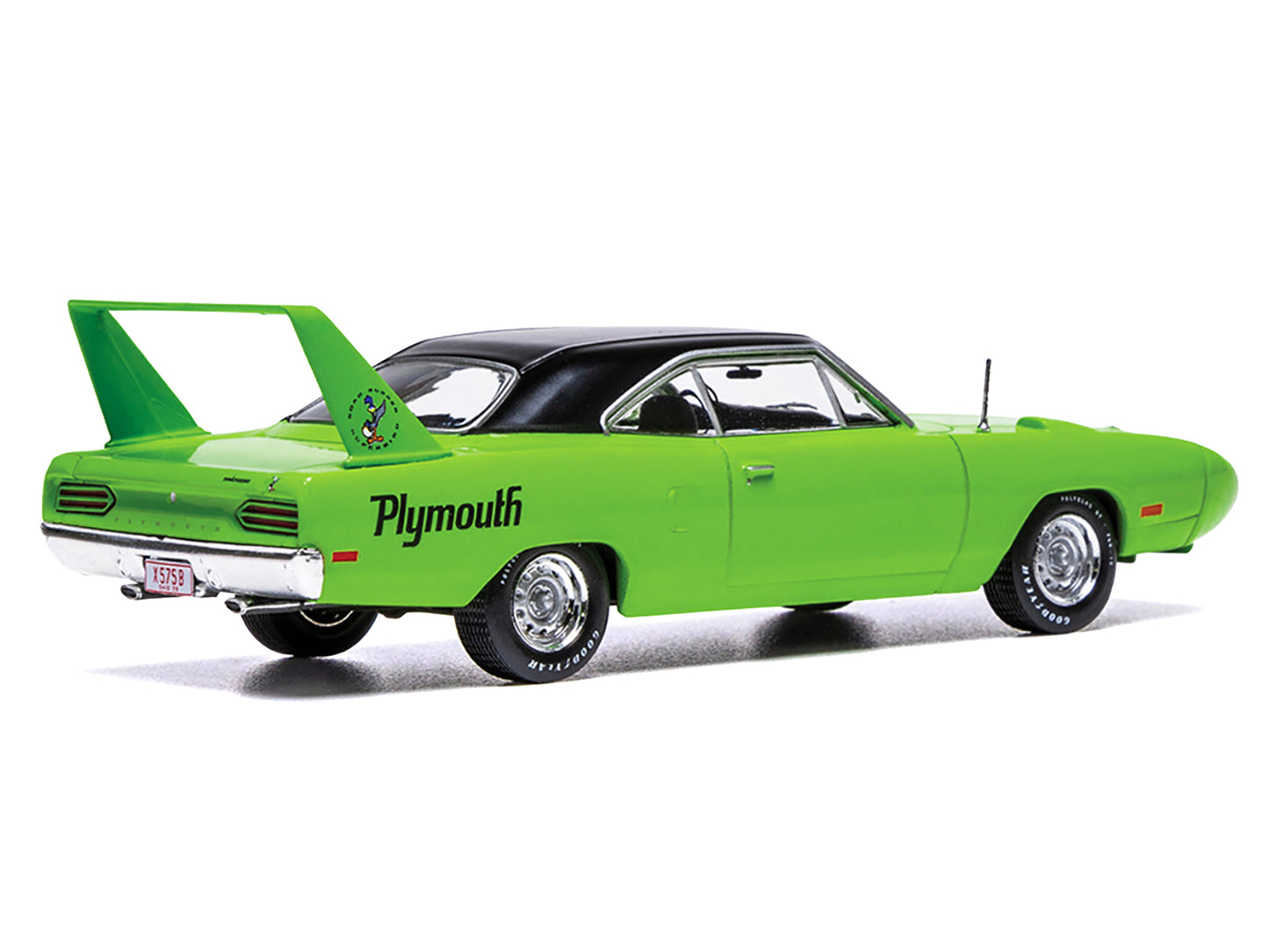 1970 Plymouth Road Runner Superbird Green with Black Vinyl Top 1/43 Diecast Model by IXO Models