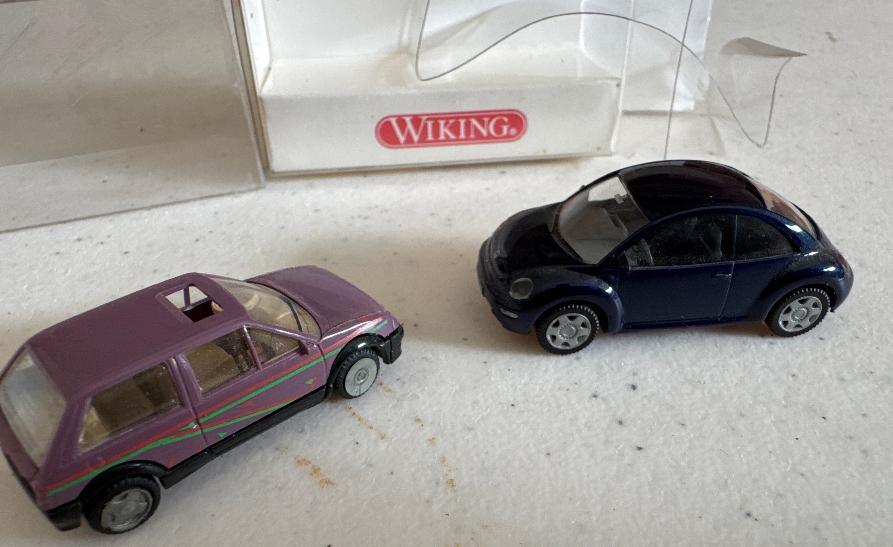 Cars for your HO layout- (USED)-DiecastModeler.com