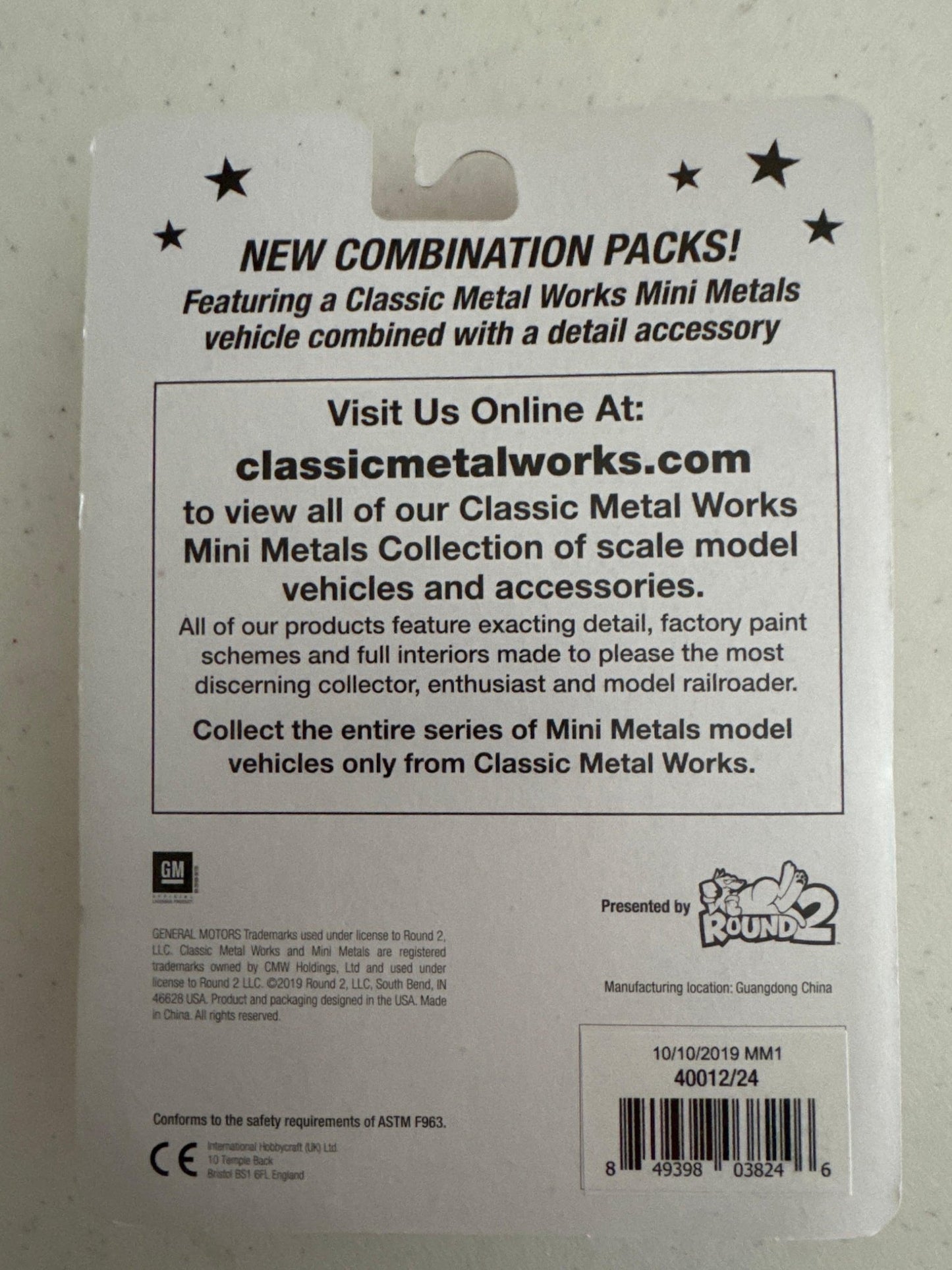 Classic Metal Works 1957 Chevy Step Side Pickup Truck w/Fishing Boat & Trailer-DiecastModeler.com