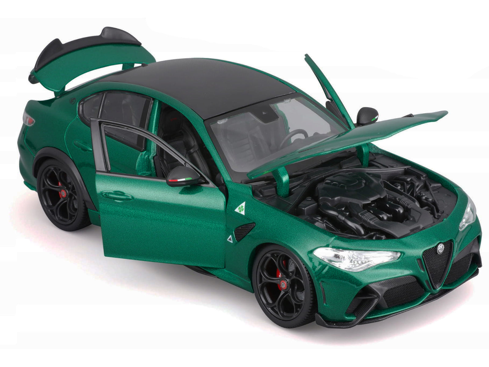 Alfa Romeo Giulia GTA Green Metallic with Carbon Top 1/18 Diecast Model Car by Bburago-DiecastModeler.com