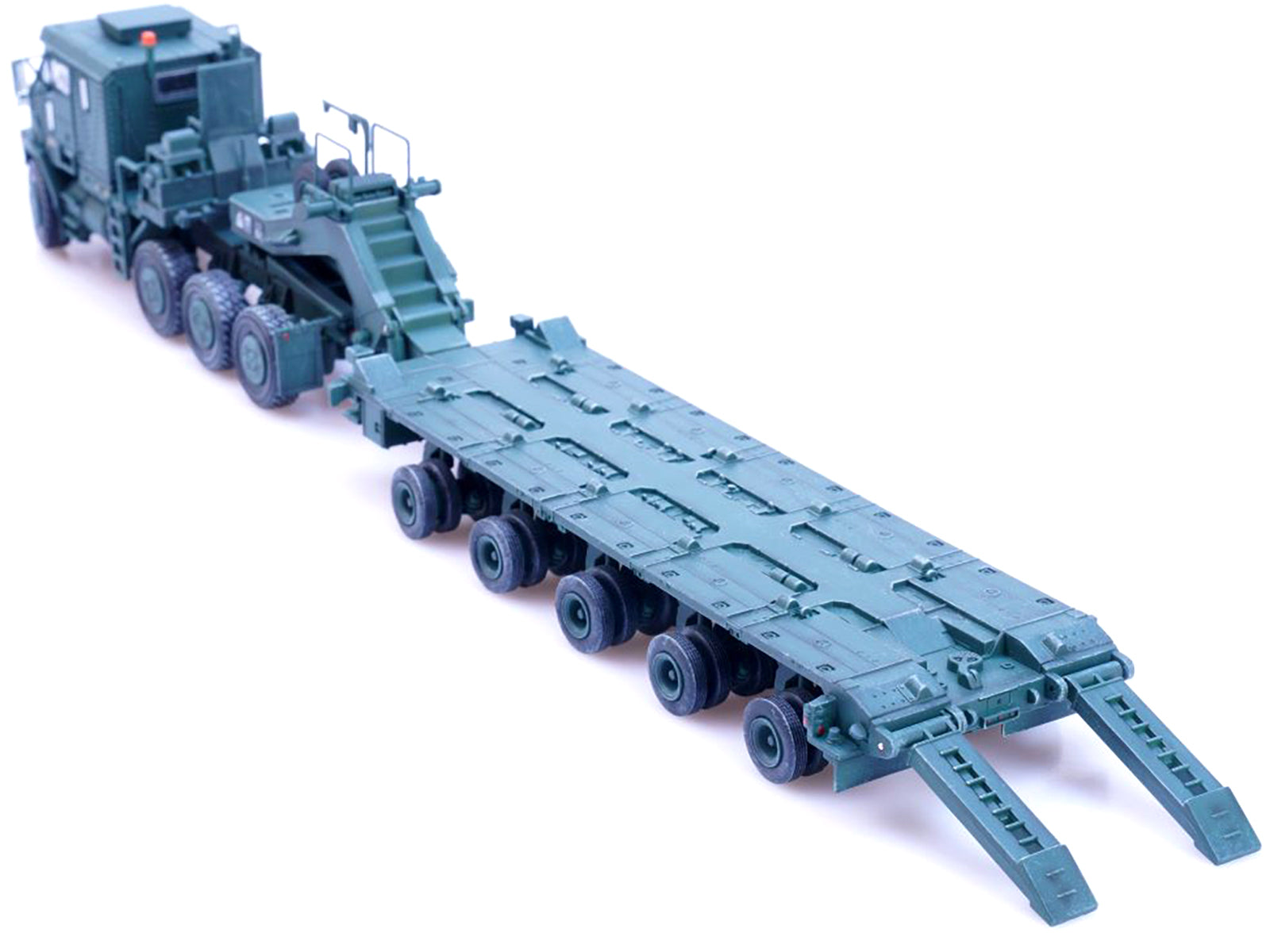 M1070 Heavy Equipment Transporter Army Green "Armor Premium" Series 1/72 Diecast Model by Panzerkampf-DiecastModeler.com