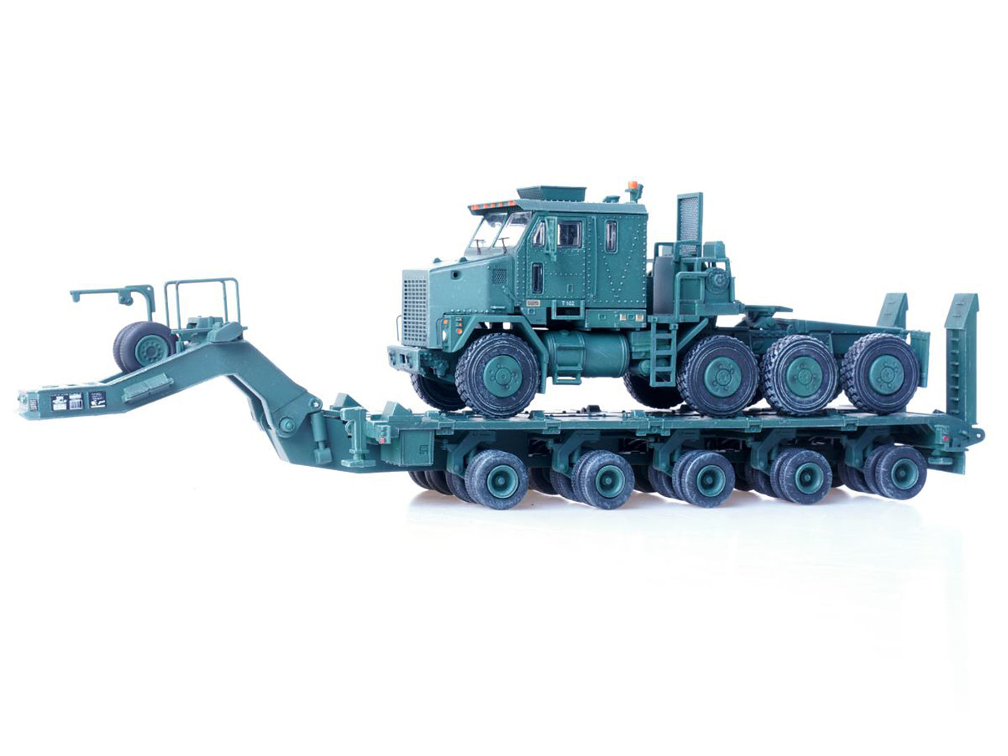 M1070 Heavy Equipment Transporter Army Green "Armor Premium" Series 1/72 Diecast Model by Panzerkampf-DiecastModeler.com