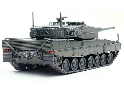 Leopard 2A4 Main Battle Tank with Snorkel "Green Camouflage" German Army "Armor Premium" Series 1/72 Diecast Model by Panzerkampf-DiecastModeler.com