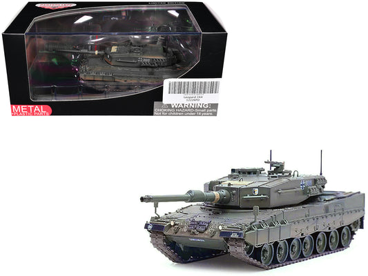 Leopard 2A4 Main Battle Tank with Snorkel "Green Camouflage" German Army "Armor Premium" Series 1/72 Diecast Model by Panzerkampf-DiecastModeler.com