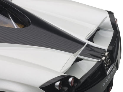 Pagani Huayra White 1/12 Model Car by Autoart-DiecastModeler.com
