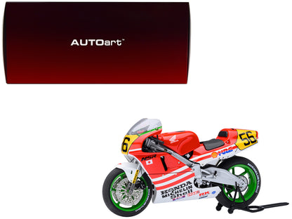 Honda NSR500 WGP500 Motorcycle #56 Red and White with Helmet "Baribari Legend" (1986) OVA 1/12 Model by Autoart