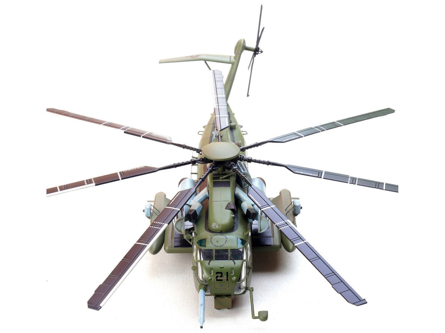 Sikorsky CH-53E Super Stallion Helicopter #21 "163086 VMX-1 MCAS Yuma" (2021) United States Marine Corps 1/72 Diecast Model by Panzerkampf