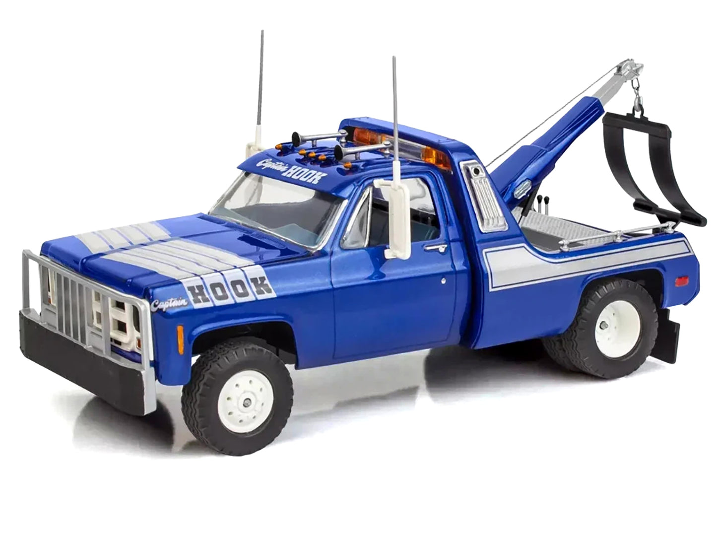 Level 4 Model Kit 1979 GMC Wrecker Tow Truck "Captain Hook" 1/25 Scale Model by Revell-DiecastModeler.com