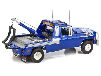 Level 4 Model Kit 1979 GMC Wrecker Tow Truck "Captain Hook" 1/25 Scale Model by Revell