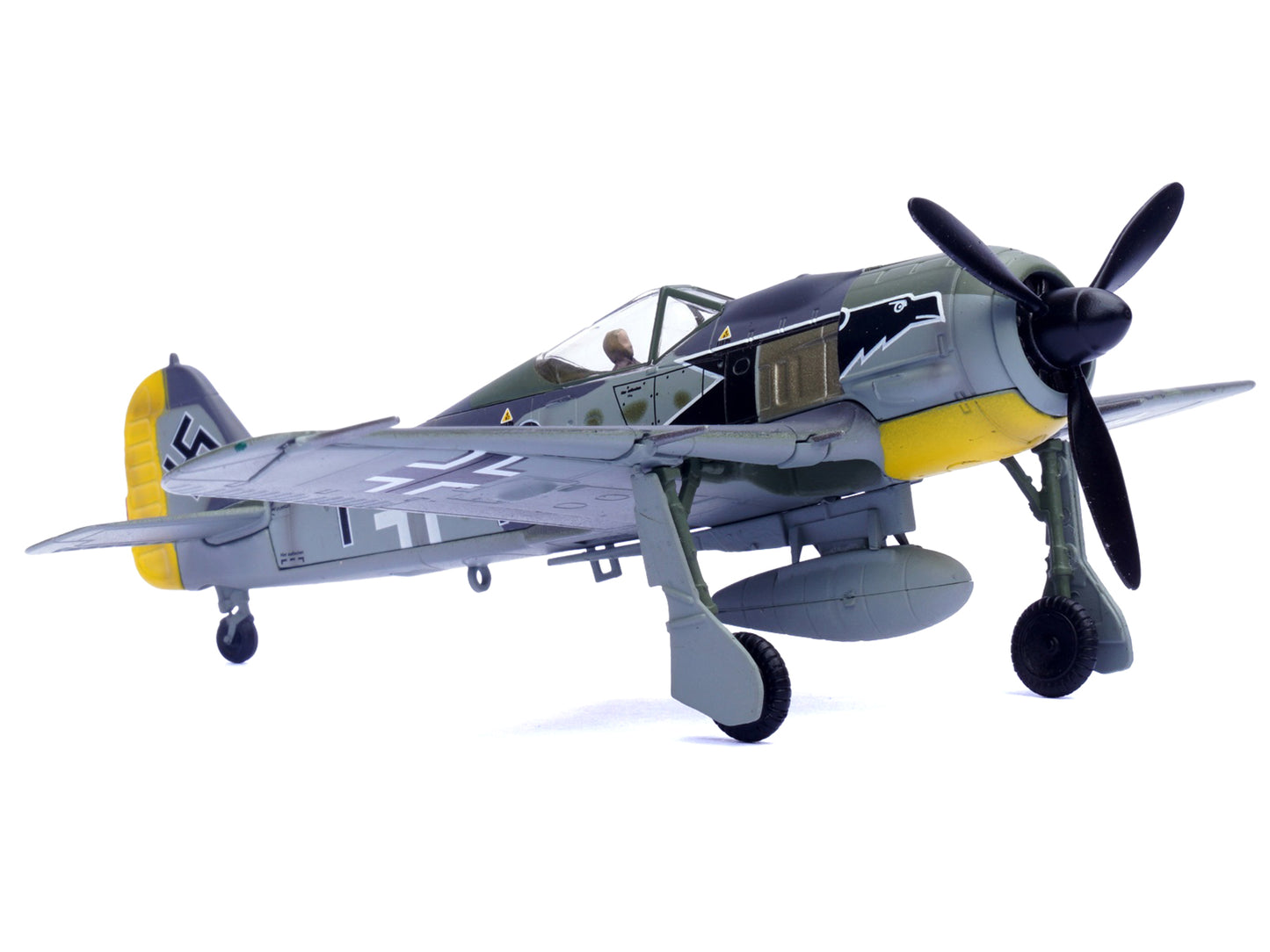 Focke-Wulf Fw 190A Aircraft "Black 13 8./JG 2 Richthofen France" (1943) German Luftwaffe 1/72 Diecast Model Airplane by Legion