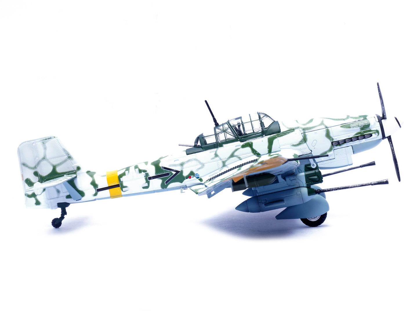 Junkers Ju 87G2 Stuka Bomber Aircraft "10.(Pz)/SG 2 Immelmann Markisch Friedland Pomerania" (1945) German Luftwaffe "Wing" Series 1/72 Diecast Model by Panzerkampf-DiecastModeler.com