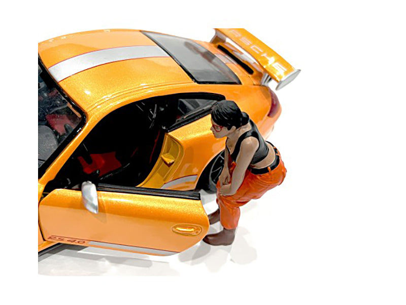 "Hip Hop Girls" Figure 4 for 1/24 Scale Models by American Diorama-DiecastModeler.com