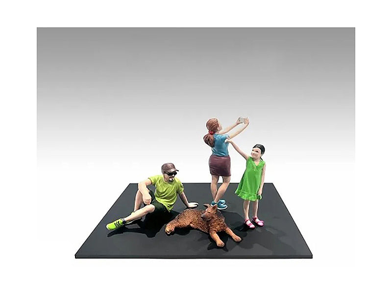 "Figure24 Series 1" 9 piece Figure Set for 1/24 Scale Models by American Diorama-DiecastModeler.com