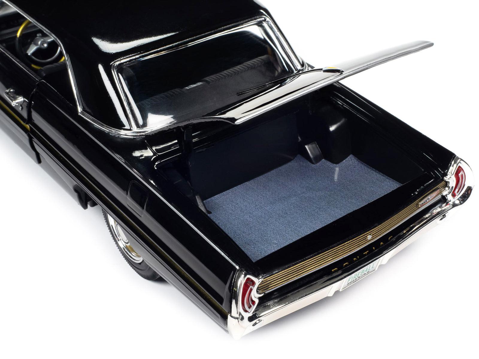 1962 Pontiac Grand Prix "Fireball Roberts Edition" Starlight Black with Gold Stripes 1/18 Diecast Model Car by Auto World-DiecastModeler.com