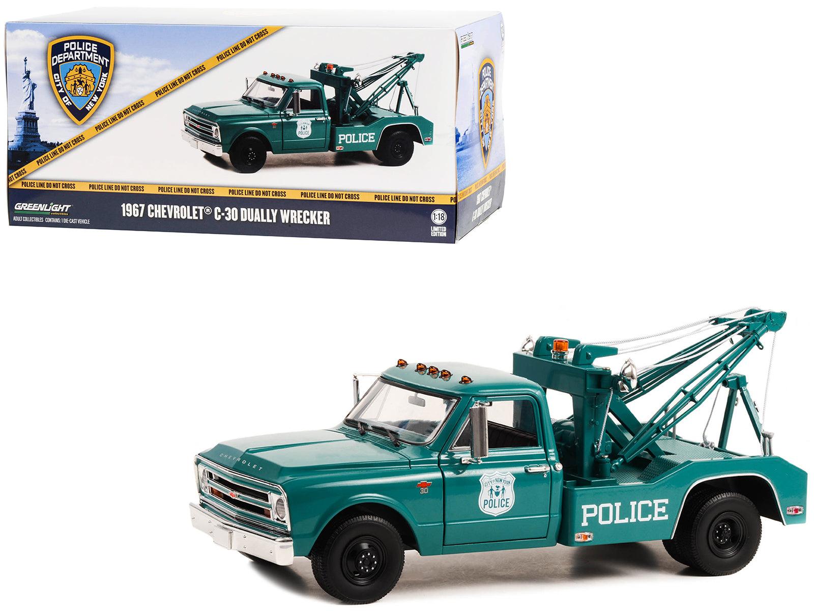 1967 Chevrolet C-30 Dually Wrecker Tow Truck Green "NYPD (New York City Police Department)" 1/18 Diecast Car Model by Greenlight-DiecastModeler.com