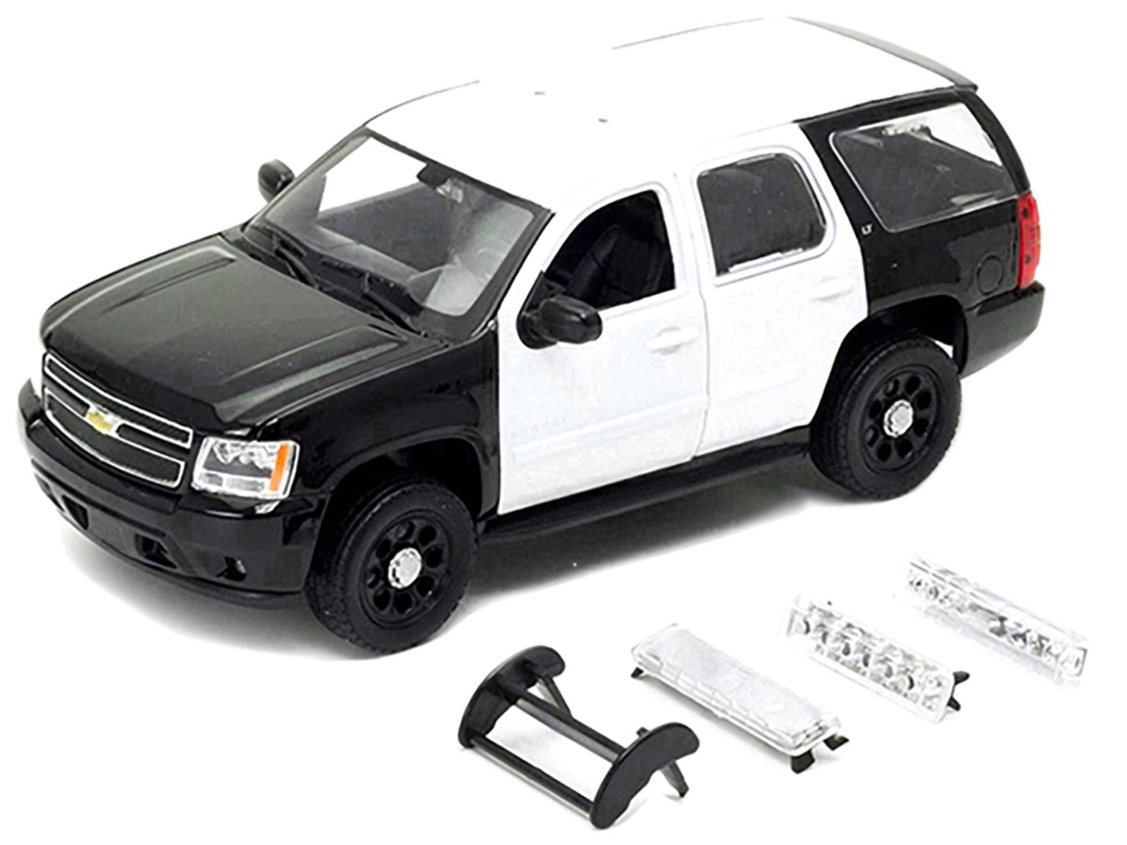 2008 Chevrolet Tahoe Unmarked Police Car Black and White 1/24 Diecast Model Car by Welly-DiecastModeler.com