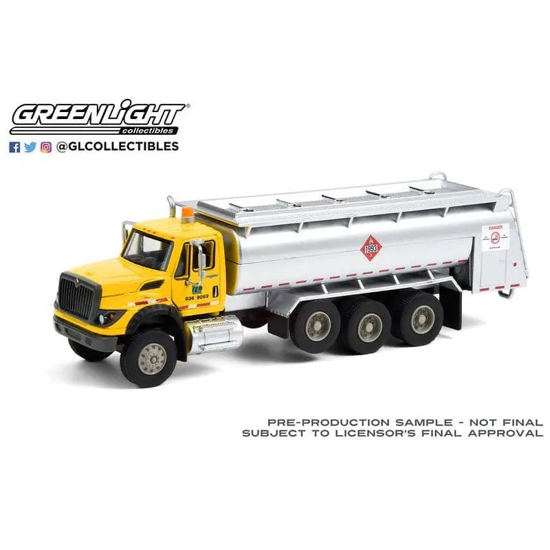 2018 International WorkStar Tanker Truck - Pennsylvania Department of Transportation (PennDOT)-DiecastModeler.com