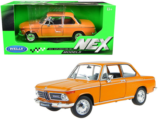 BMW 2002ti Orange 1/24 Diecast Model Car by Welly-DiecastModeler.com