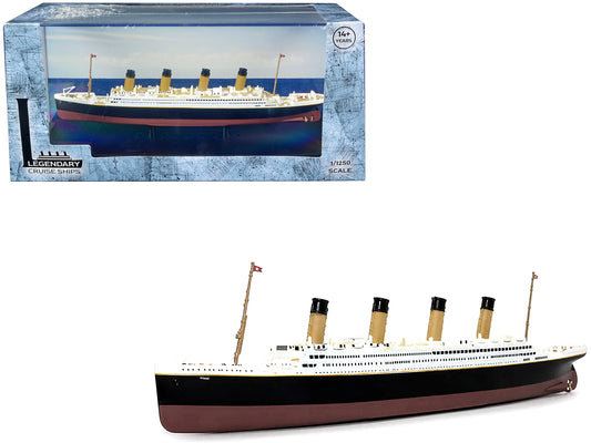 RMS Titanic Passenger Ship 1/1250 Diecast Model by Legendary Cruise Ships-DiecastModeler.com
