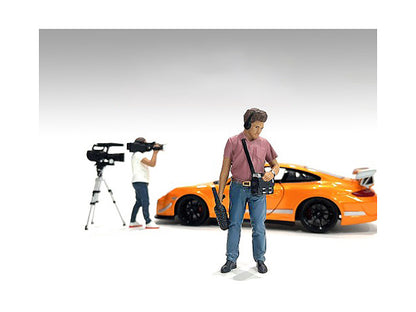 "On-Air" Figure 4 for 1/18 Scale Models by American Diorama-DiecastModeler.com