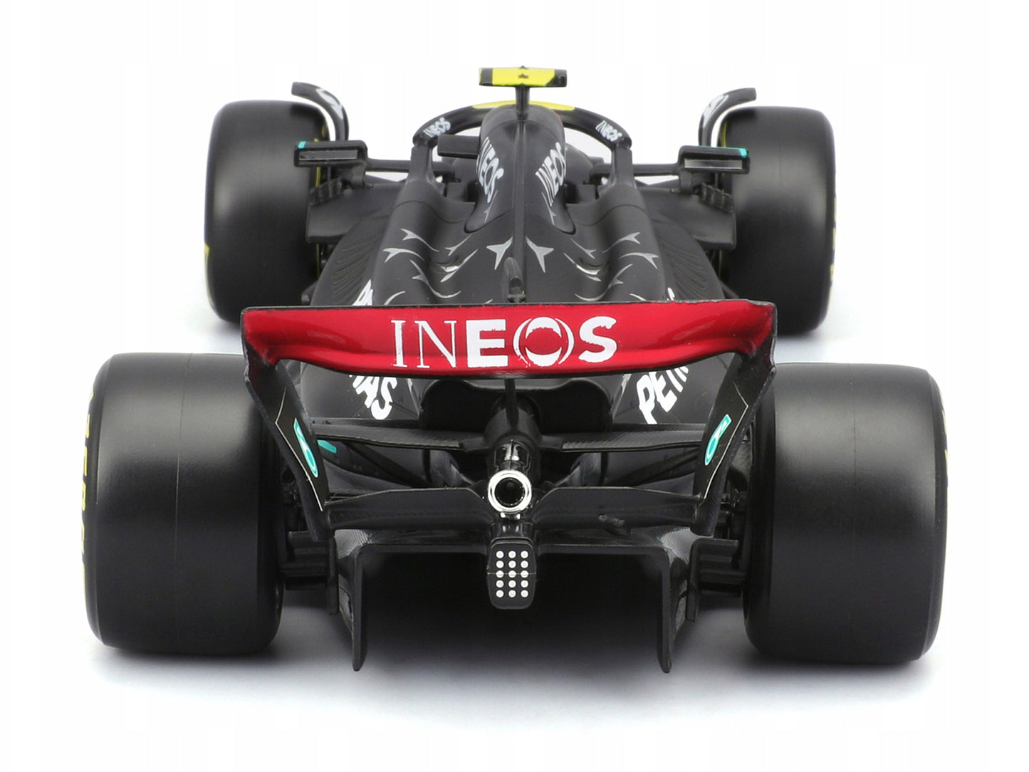 Mercedes-AMG F1 W14 E Performance #44 Lewis Hamilton "Petronas" Formula One F1 "World Championship" (2023) with Driver Figure "Race" Series 1/24 Diecast Model Car by Bburago-DiecastModeler.com