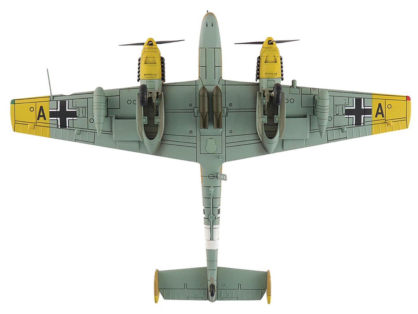 Messerschmitt BF 110E-2 Trop Fighter Aircraft "3U+AR 7./ZG26 Italy" (1941) German Luftwaffe "Air Power Series" 1/72 Diecast Model by Hobby Master