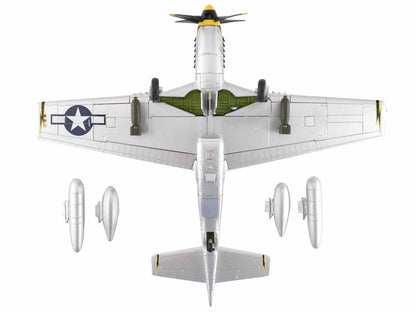 North American P-51D Mustang Fighter Aircraft "Lt. Col. McComas 118th Tactical Reconnaissance Squadron 23rd Fighter Group China" (1945) United States Army Air Force "Air Power Series" 1/48 Diecast Model by Hobby Master-DiecastModeler.com