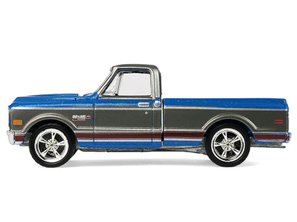 1972 Chevrolet Cheyenne C10 Short Bed Pickup Truck Electric Blue and Gunmetal Gray Metallic "Hobby Exclusive" Series 1/64 Diecast Model Car by Greenlight