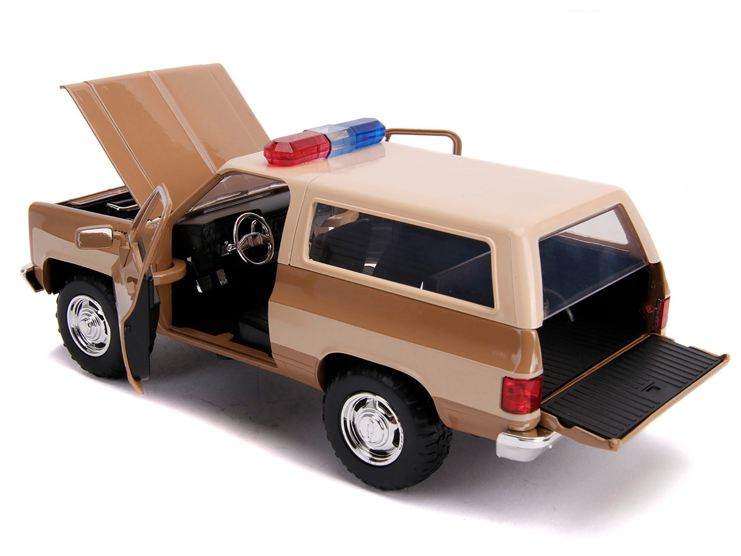 Hopper's Chevrolet Blazer with Police Badge "Hawkins Police Dept." "Stranger Things" (2016) TV Series 1/24 Diecast Model Car by Jada