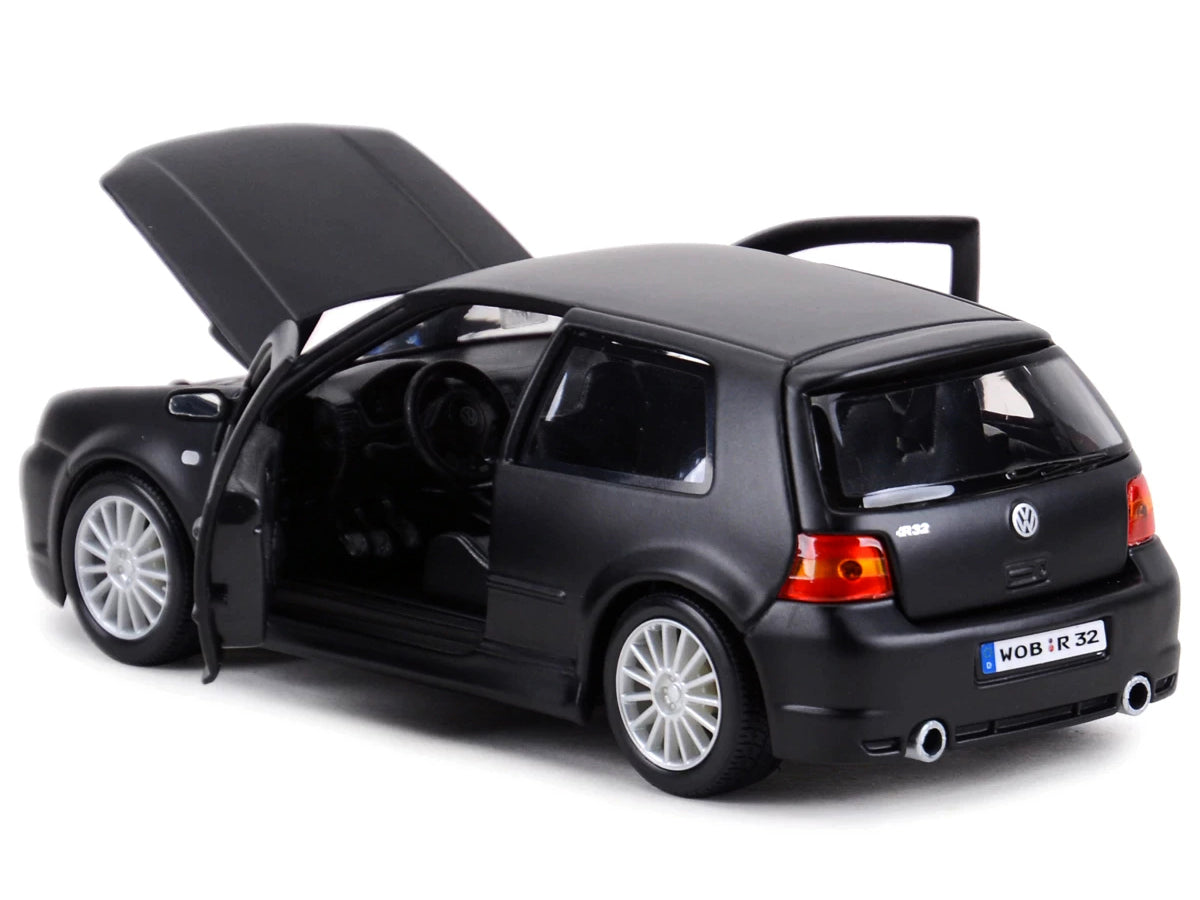 Volkswagen Golf R32 Matt Black "Special Edition" Series 1/24 Diecast Model Car by Maisto