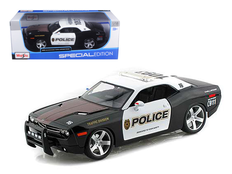 2006 Dodge Challenger Concept Police 1/18 Diecast Model Car by Maisto-DiecastModeler.com