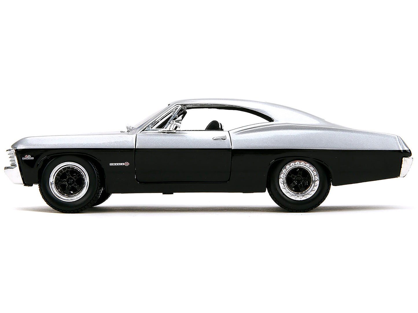 1967 Chevrolet Impala SS Silver Metallic and Black "Bigtime Muscle" Series 1/24 Diecast Model Car by Jada-DiecastModeler.com