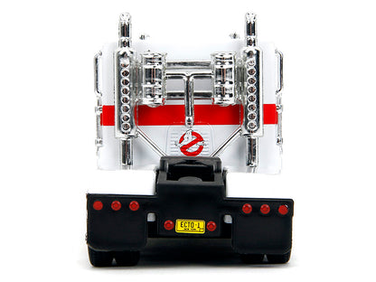 G1 Autobot Optimus Prime Truck White with Robot on Chassis from "Transformers" TV Series - "Ghostbusters" (1984) Movie Crossover "Hollywood Rides" Series Diecast Model by Jada-DiecastModeler.com