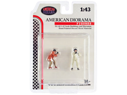 "Race Day" Two Diecast Figures Set 2 for 1/43 Scale Models by American Diorama-DiecastModeler.com