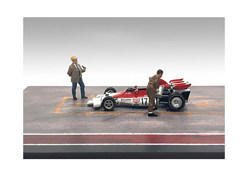 "Race Day" Two Diecast Figures Set 4 for 1/43 Scale Models by American Diorama-DiecastModeler.com