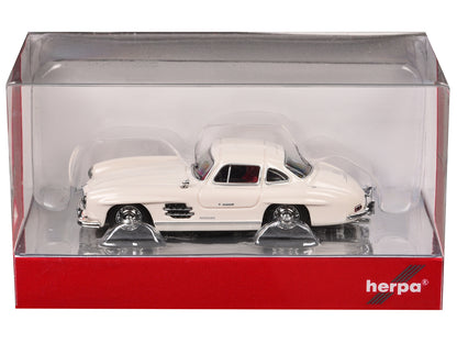Mercedes-Benz 300 SL Gullwing White with Red Interior 1/87 (HO) Plastic Model Car by Promotex